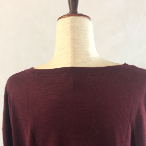 NWOT H&M Sweater with Scoop Neck and Hi-Lo hem with side slits - Picture 6 of 8